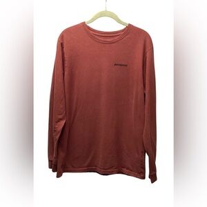 Patagonia long sleeve crewneck tee shirt. Size Small